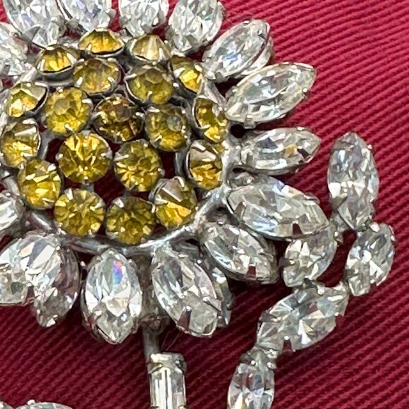 Rare! VTG Ben Reig Sunflower Brooch w/Yellow & Clear Crystals. - Picture 3 of 13